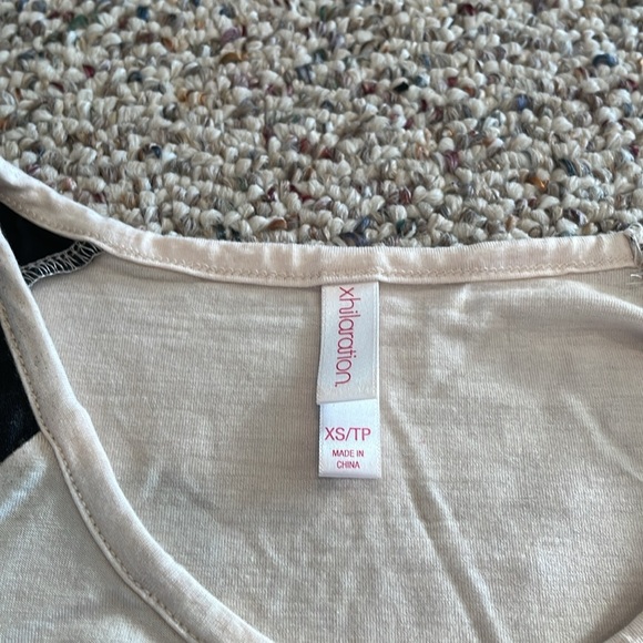 Xhilaration Cream Color & Black Casual Top. XS - Picture 4 of 5